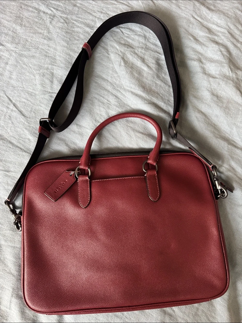 COACH Red Leather Laptop Satchel with Adjustable Crossbody Strap good shape - Picture 3 of 5